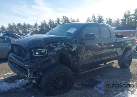 2010 Toyota Tundra Double Cab Sr5 из США, поврежденный, VIN 5TFUM5F1XAX005993